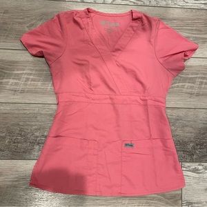 GREY’S ANATOMY CLASSIC AUBREY TOP